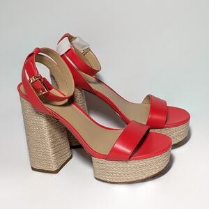 🌺 Michael Kors Ashton Platform Sandals – Spiced Coral | Size 8.5